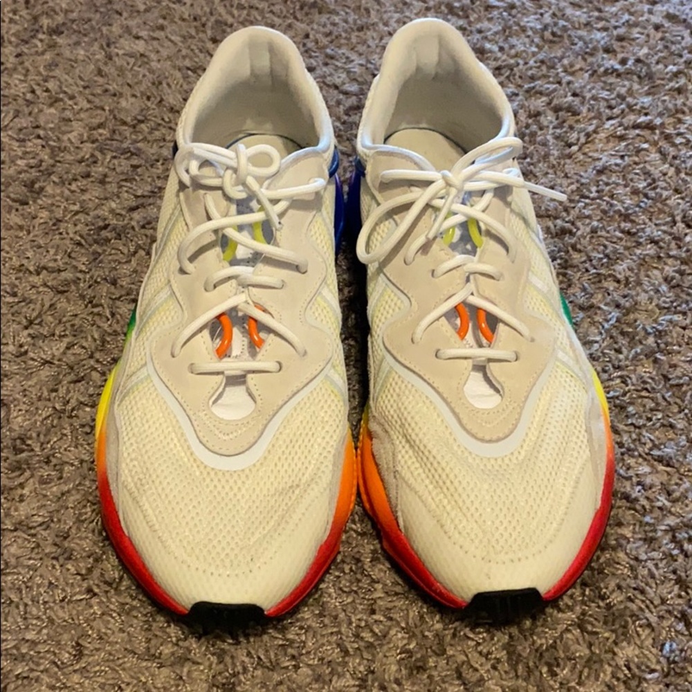 Adidas OZWEEGO Pride Sz: 13.5